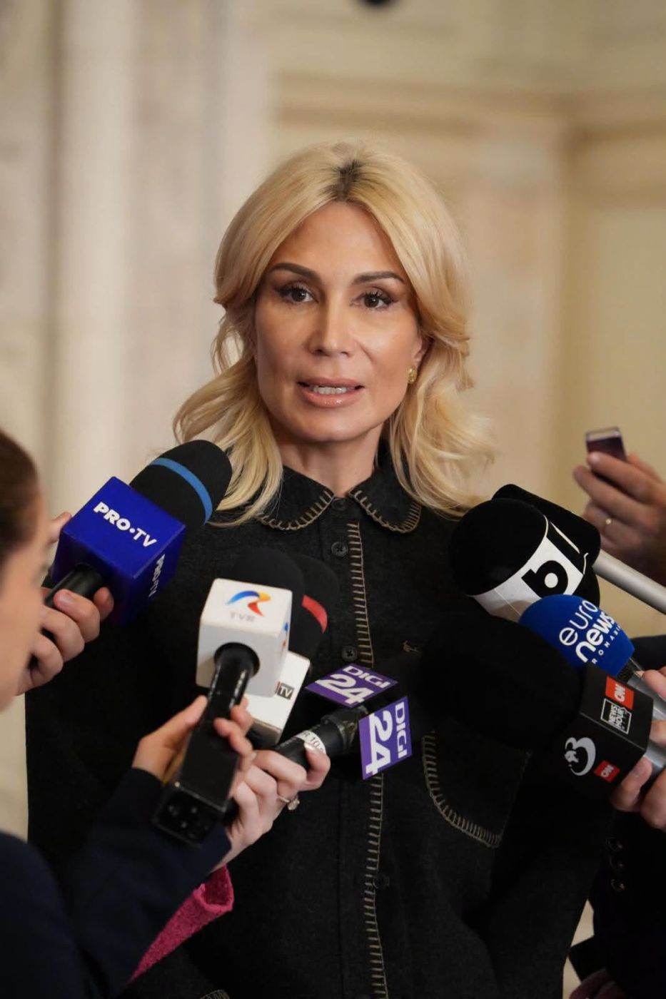 Raluca Turcan: Florin Manole trebuie să răspundă pentru că a pierdut 770 de milioane de euro pentru România